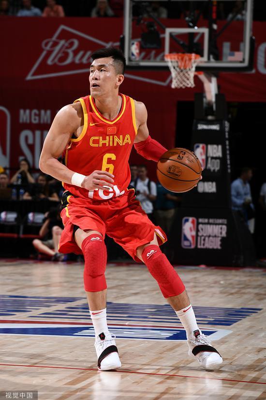 九游体育-包含集结日迈阿密热火调整名单以备意大利杯，篮板制胜环节打磨，气氛紧张，临场指挥获称赞的词条