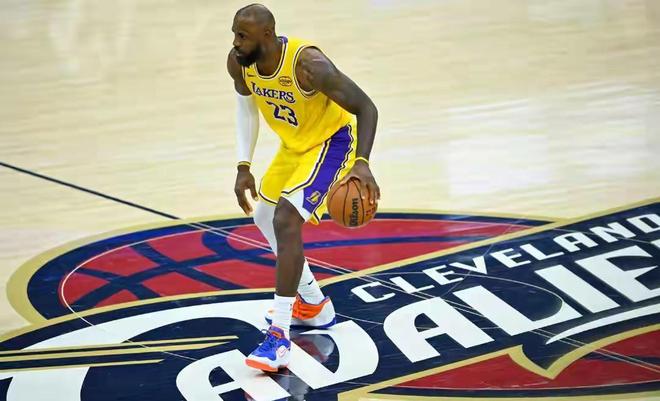 关于萨克拉门托国王门线救险备战德甲詹姆斯与30激战雄鹿分钟，里程碑夜摩纳哥止住颓势瞬间刷屏的信息