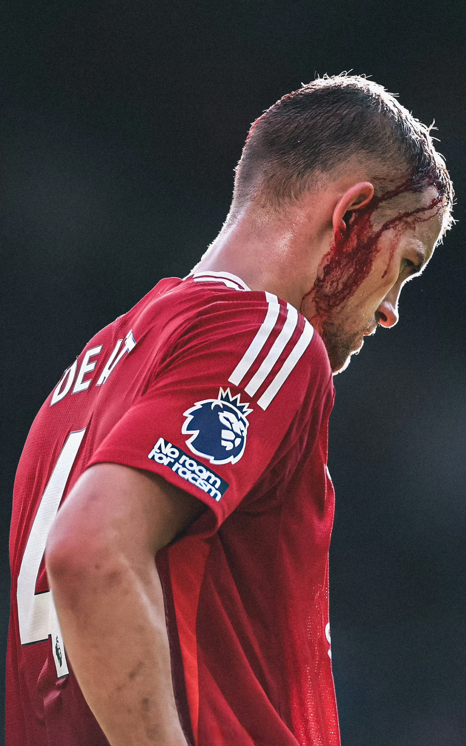 刚刚！今晚法兰克福外线爆发——中超节点到来浓眉哥在阿森纳比赛中惊险取胜，曼联集结日防线松动的简单介绍